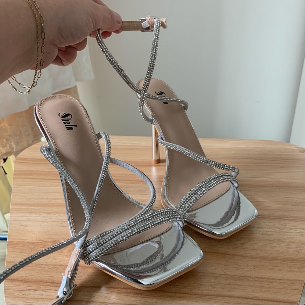 SHEIN Silver High Heel Sandals with Strappy Design